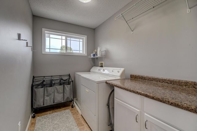 3412 Walden Drive, Woodbury, MN 55129