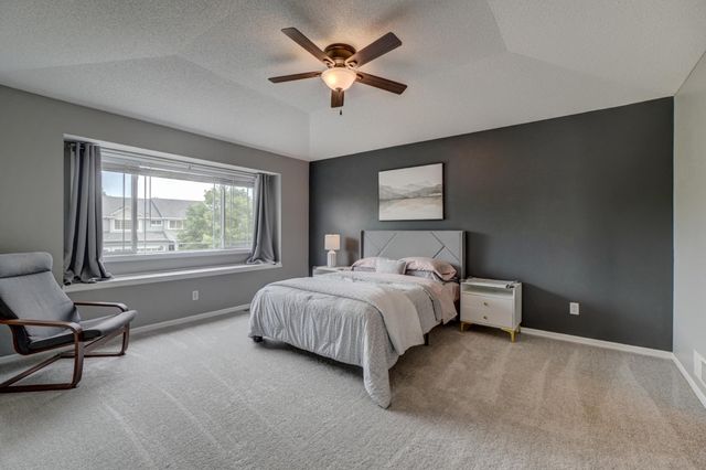 3412 Walden Drive, Woodbury, MN 55129