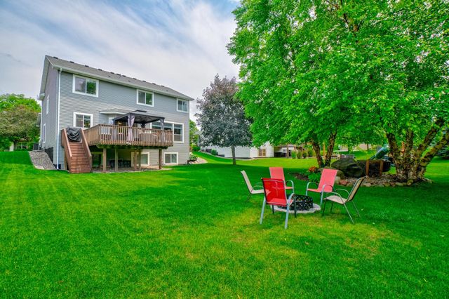 3412 Walden Drive, Woodbury, MN 55129