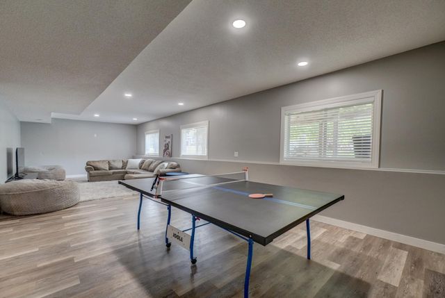 3412 Walden Drive, Woodbury, MN 55129