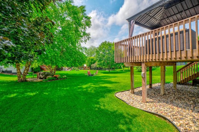 3412 Walden Drive, Woodbury, MN 55129