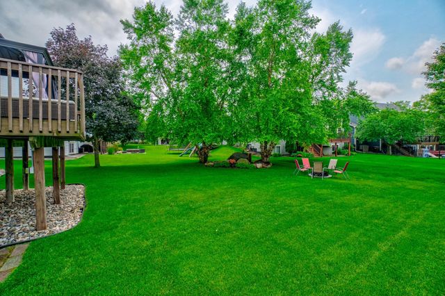 3412 Walden Drive, Woodbury, MN 55129