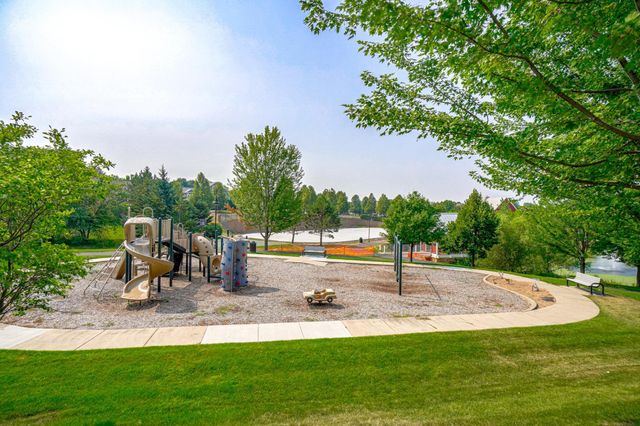 3412 Walden Drive, Woodbury, MN 55129