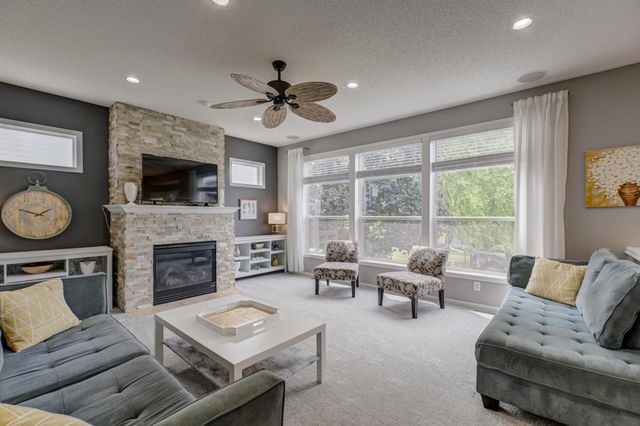 3412 Walden Drive, Woodbury, MN 55129