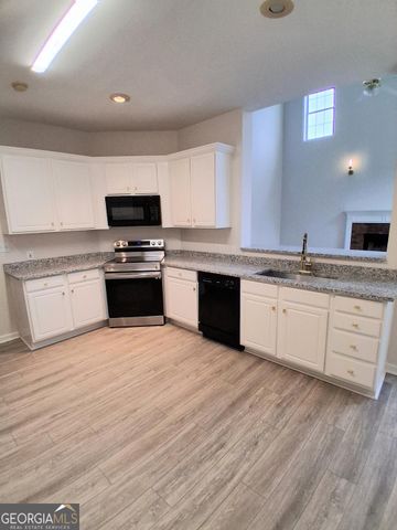 140 Dearing Woods Way, Covington, GA 30014