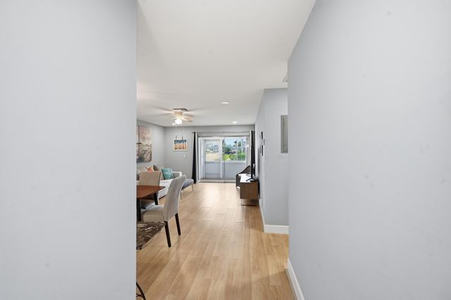 2680 Barkley Drive E C, West Palm Beach, FL 33415