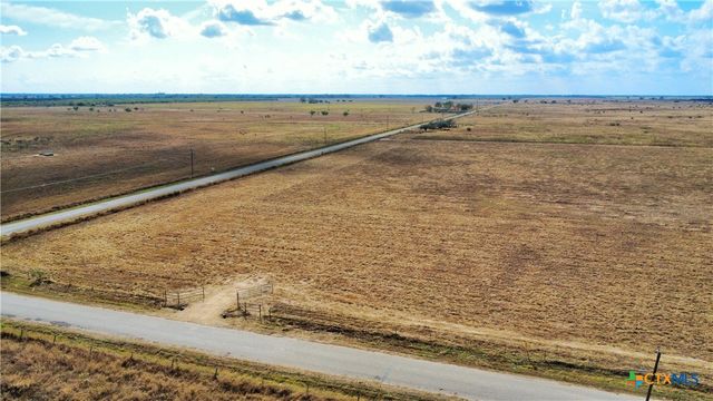 10.01 Hiller Rd, Inez, TX 77968