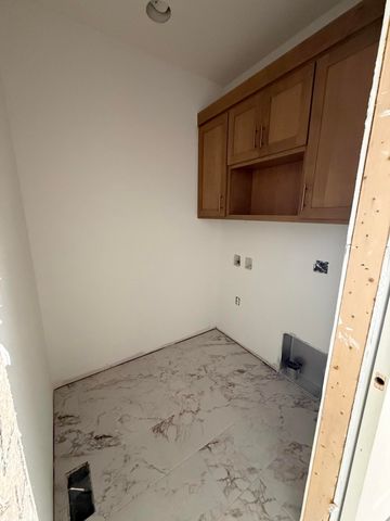 2605 W Webb Road, Ozark, MO 65721