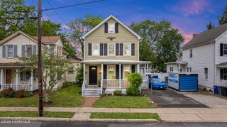 14 Elizabeth Street, Keyport, NJ 07735