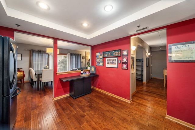 9026 Del Prado Drive 1N, Palos Hills, IL 60465