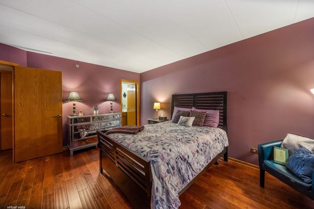 9026 Del Prado Drive 1N, Palos Hills, IL 60465