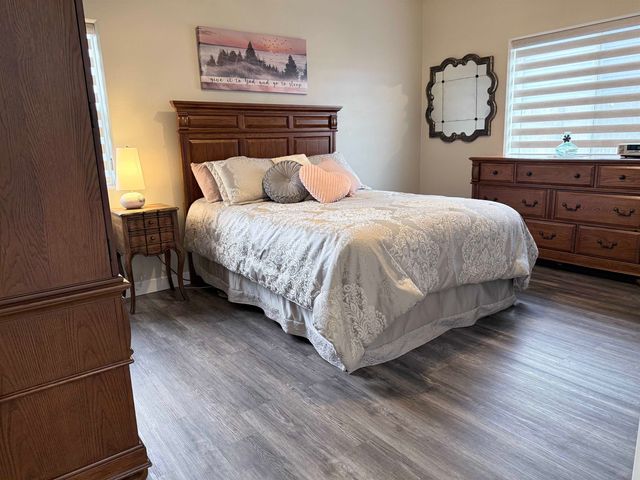 150 Mulberry Loop NE, Minot, ND 58703