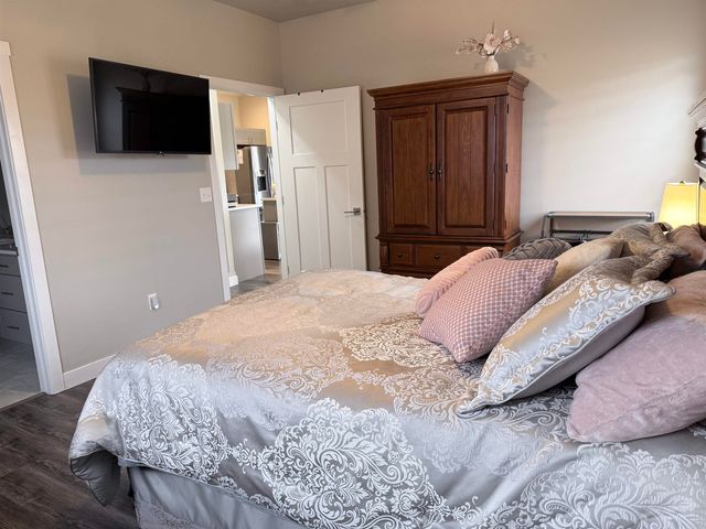 150 Mulberry Loop NE, Minot, ND 58703