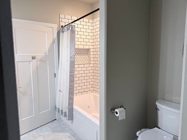 150 Mulberry Loop NE, Minot, ND 58703