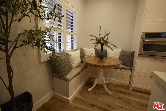 14844 Dickens Street 108, Sherman Oaks, CA 91403