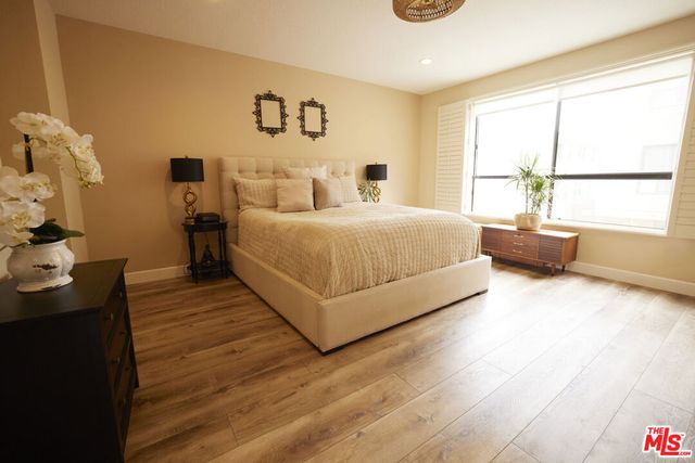 14844 Dickens Street 108, Sherman Oaks, CA 91403