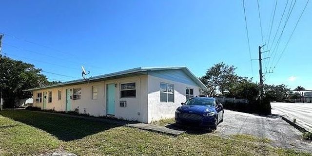 5110 NE 18 Avenue, Fort Lauderdale, FL 33334
