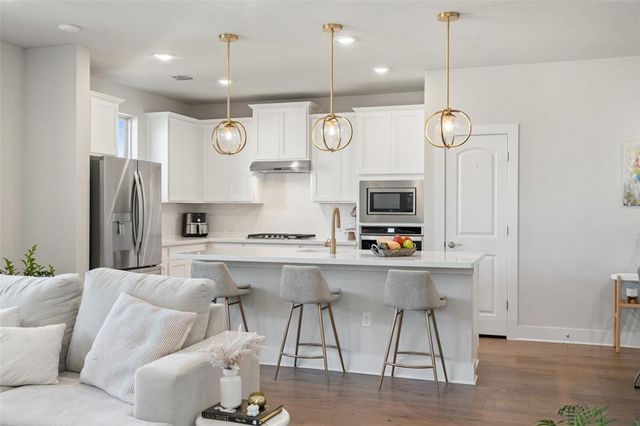 8419 Laughlin LN, Austin, TX 78744