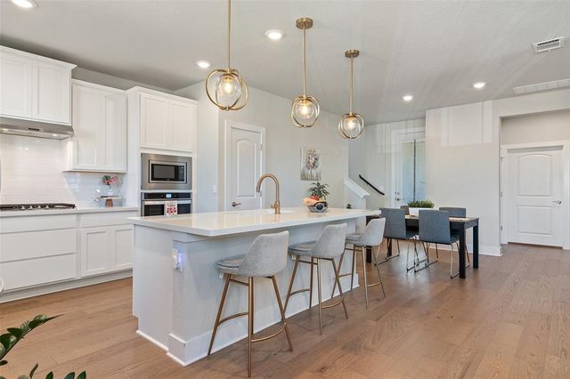 8419 Laughlin LN, Austin, TX 78744