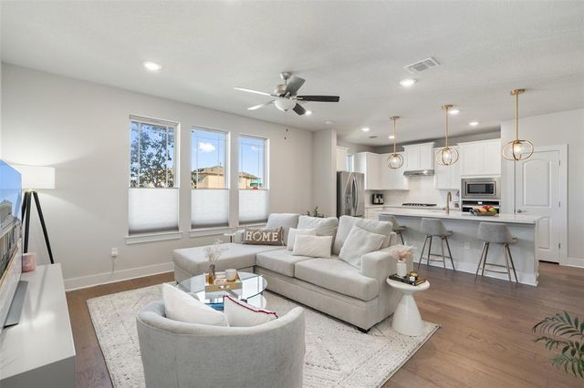 8419 Laughlin LN, Austin, TX 78744