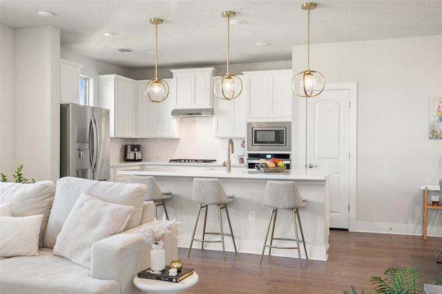 8419 Laughlin LN, Austin, TX 78744