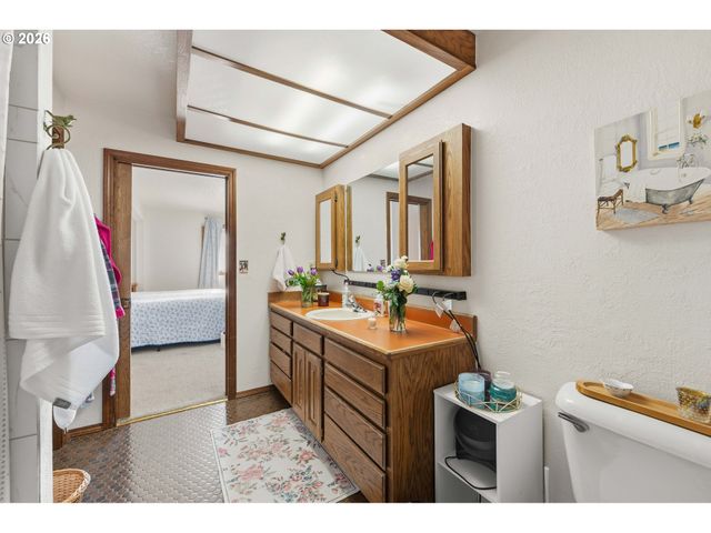 2595 BRUSSELLS St, North Bend, OR 97459