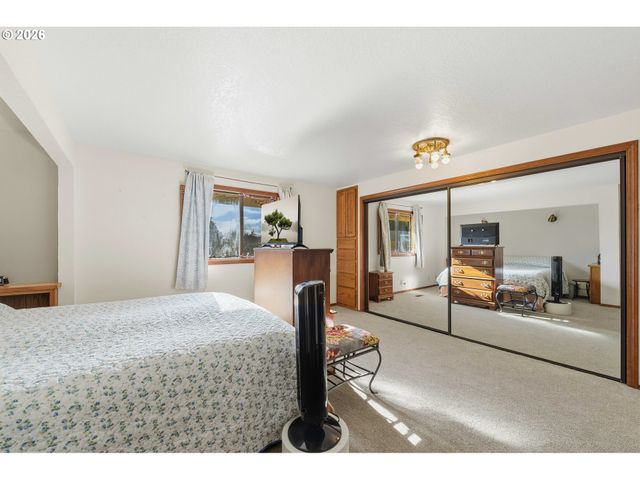 2595 BRUSSELLS St, North Bend, OR 97459