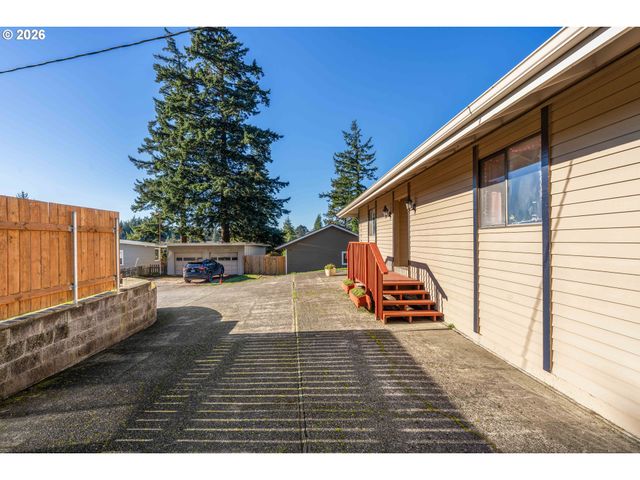 2595 BRUSSELLS St, North Bend, OR 97459