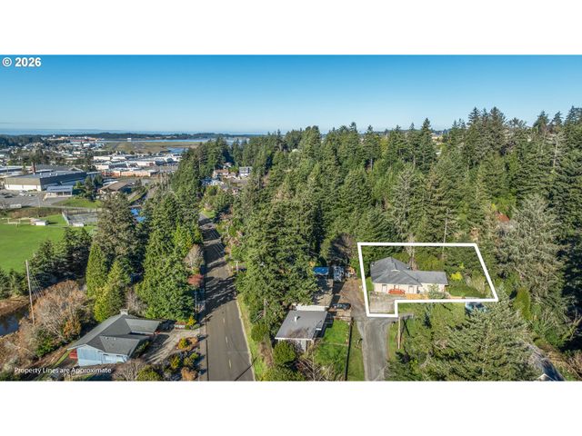 2595 BRUSSELLS St, North Bend, OR 97459