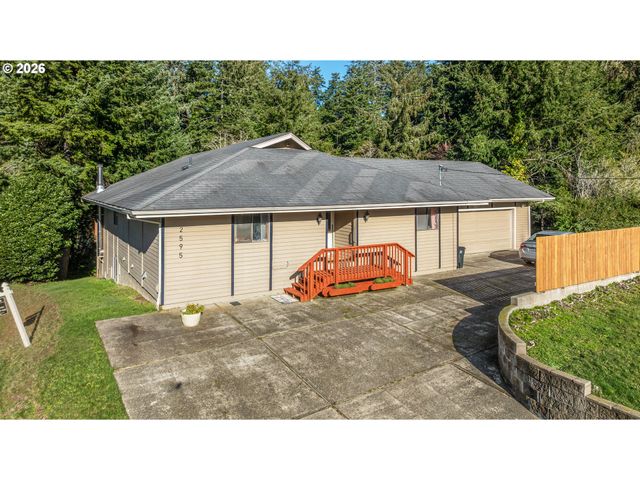 2595 BRUSSELLS St, North Bend, OR 97459