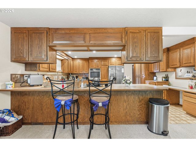 2595 BRUSSELLS St, North Bend, OR 97459