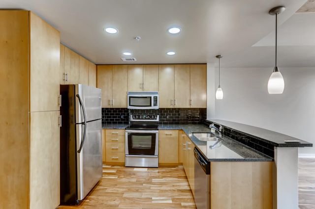 360 Nueces ST 2607, Austin, TX 78701