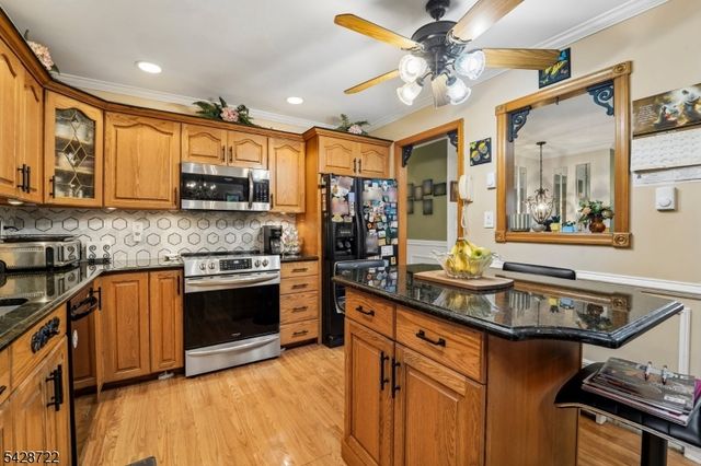 42 Scenic Dr, Green Twp., NJ 07821