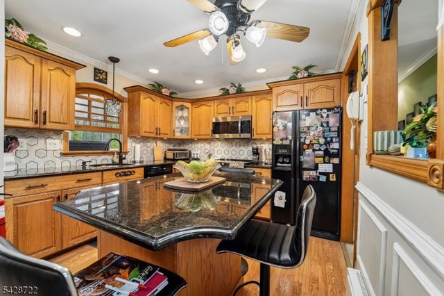 42 Scenic Dr, Green Twp., NJ 07821