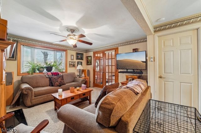 42 Scenic Dr, Green Twp., NJ 07821