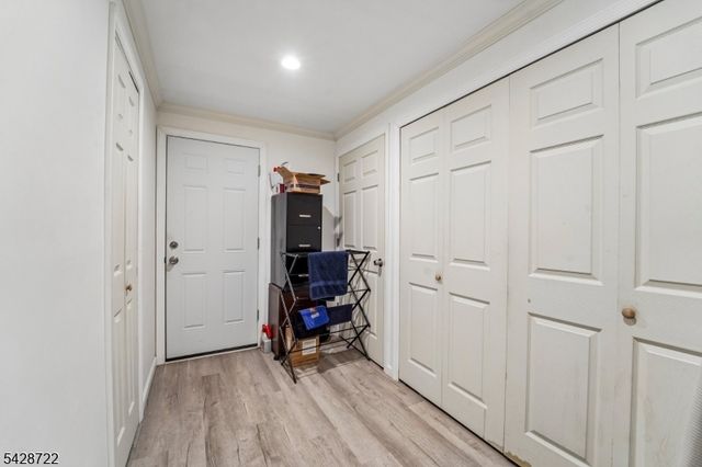 42 Scenic Dr, Green Twp., NJ 07821