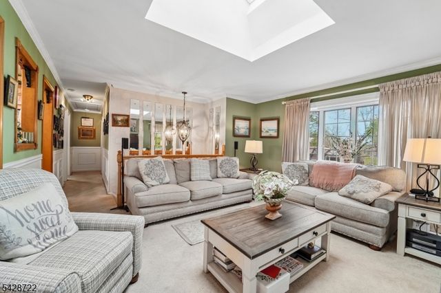 42 Scenic Dr, Green Twp., NJ 07821