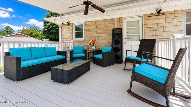4426 Lynnview Dr, Louisville, KY 40216