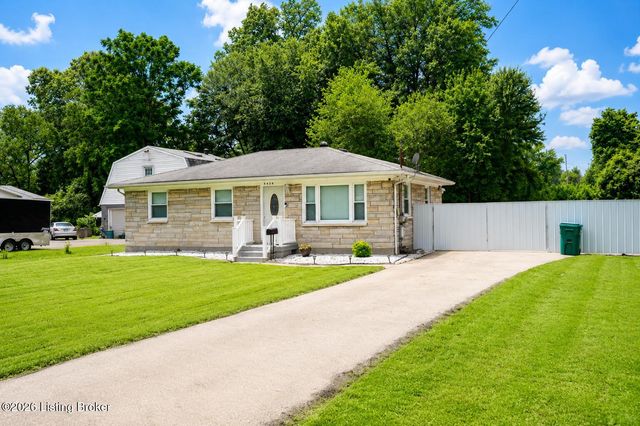 4426 Lynnview Dr, Louisville, KY 40216
