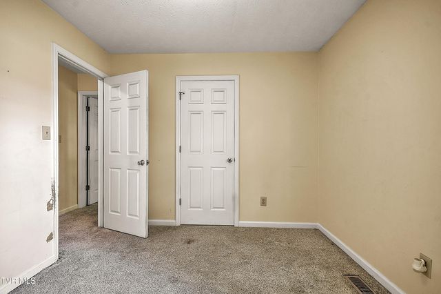 126 Nikki Circle, Church Hill, TN 37642