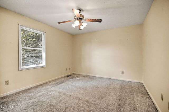 126 Nikki Circle, Church Hill, TN 37642