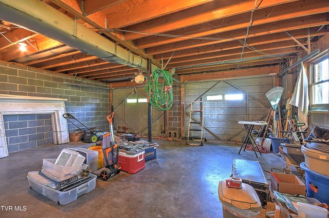 126 Nikki Circle, Church Hill, TN 37642