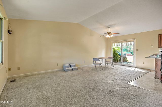 126 Nikki Circle, Church Hill, TN 37642