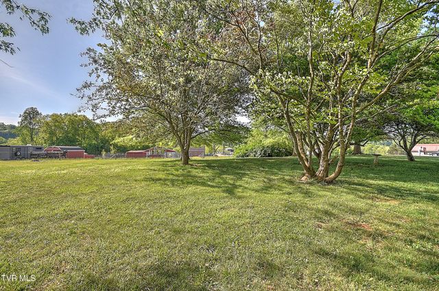 126 Nikki Circle, Church Hill, TN 37642