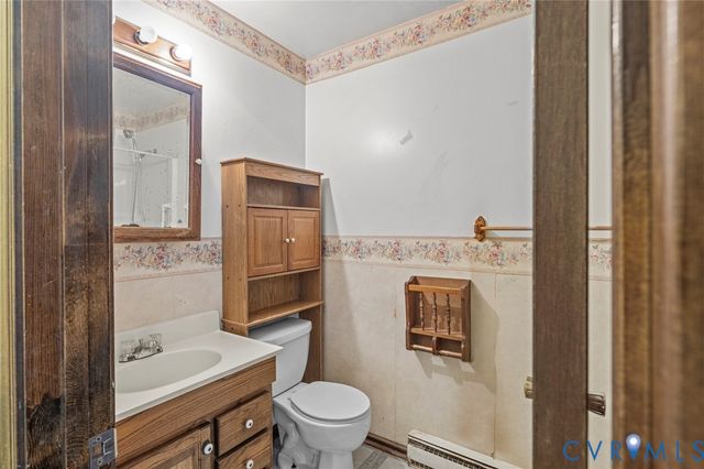 5330 Thornington Dr, North Chesterfield, VA 23237