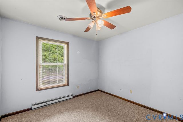 5330 Thornington Dr, North Chesterfield, VA 23237