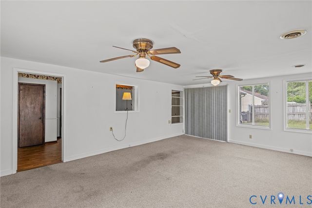 5330 Thornington Dr, North Chesterfield, VA 23237