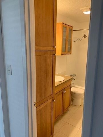 6804 Shier CV B, Austin, TX 78745