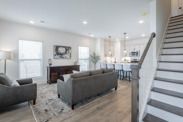 1590 S Watkins Street, Chattanooga, TN 37404