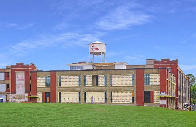 1590 S Watkins Street, Chattanooga, TN 37404